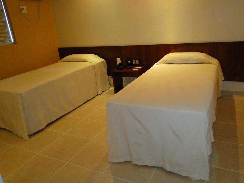 Rio Claro Hotel Jataí Habitación foto